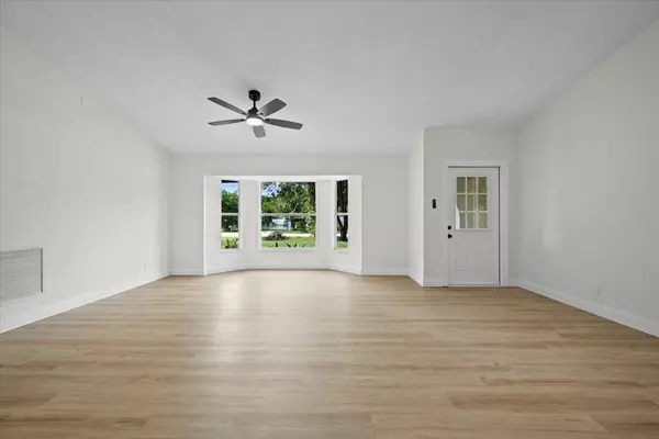 Loxahatchee, FL 33470,14662 74th ST