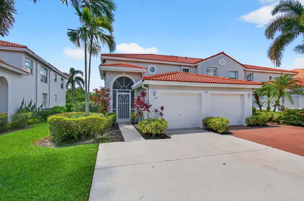 Boynton Beach, FL 33437,7676 Springwater PL 201