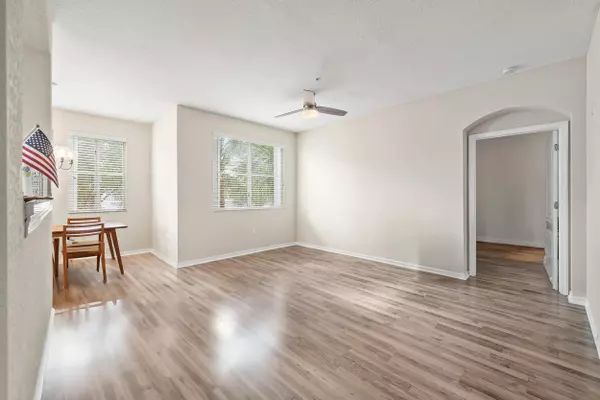 Palm Beach Gardens, FL 33410,11021 Legacy LN 304
