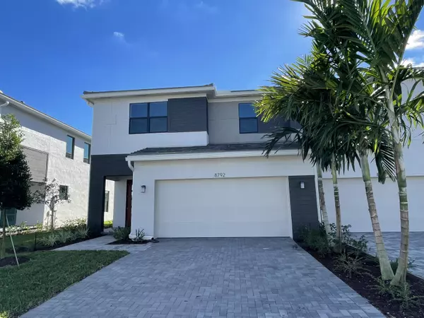 8792 Antarus DR, Lake Worth, FL 33467