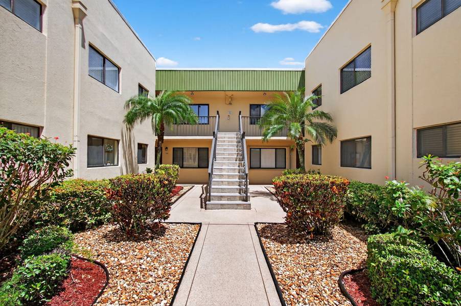 15217 Lakes Of Delray BLVD 92, Delray Beach, FL 33484