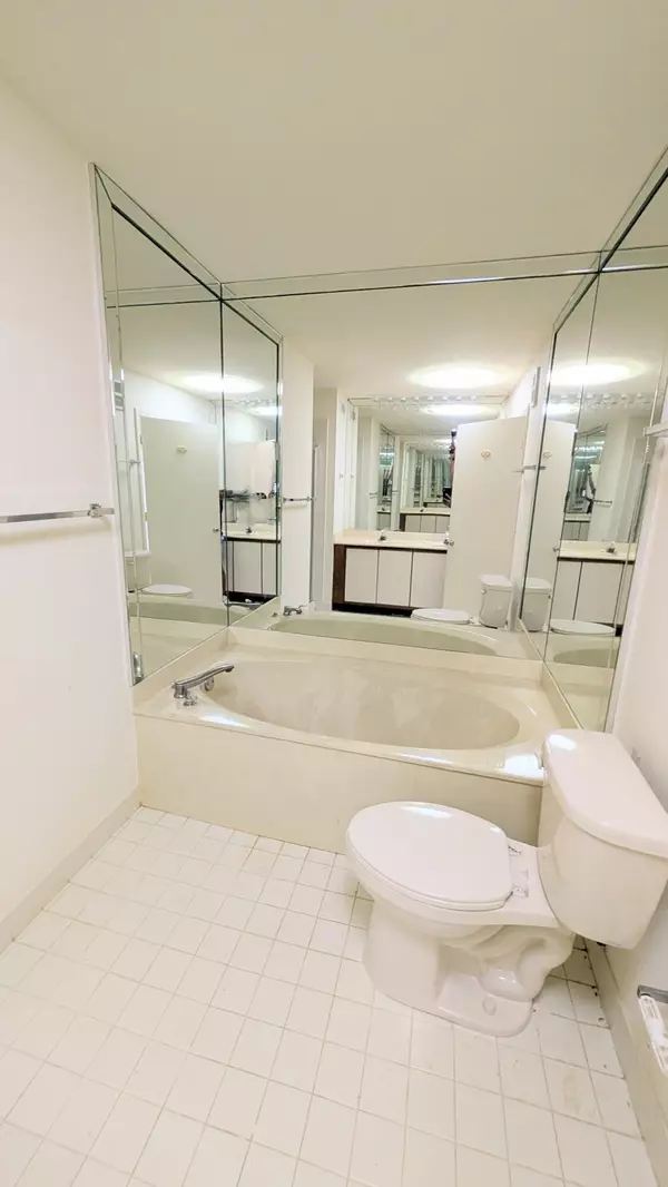 Boynton Beach, FL 33436,9746 Nickels BLVD 104