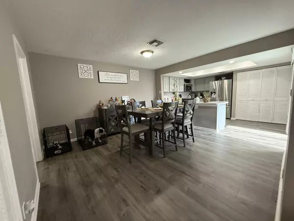 Boynton Beach, FL 33426,1425 Oxford LN