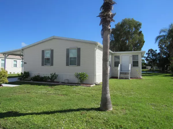 Port Saint Lucie, FL 34952,20 Maya WAY