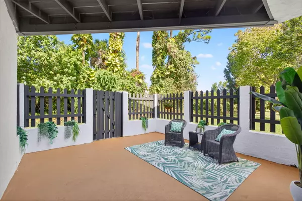 West Palm Beach, FL 33415,2403 Lena LN 603