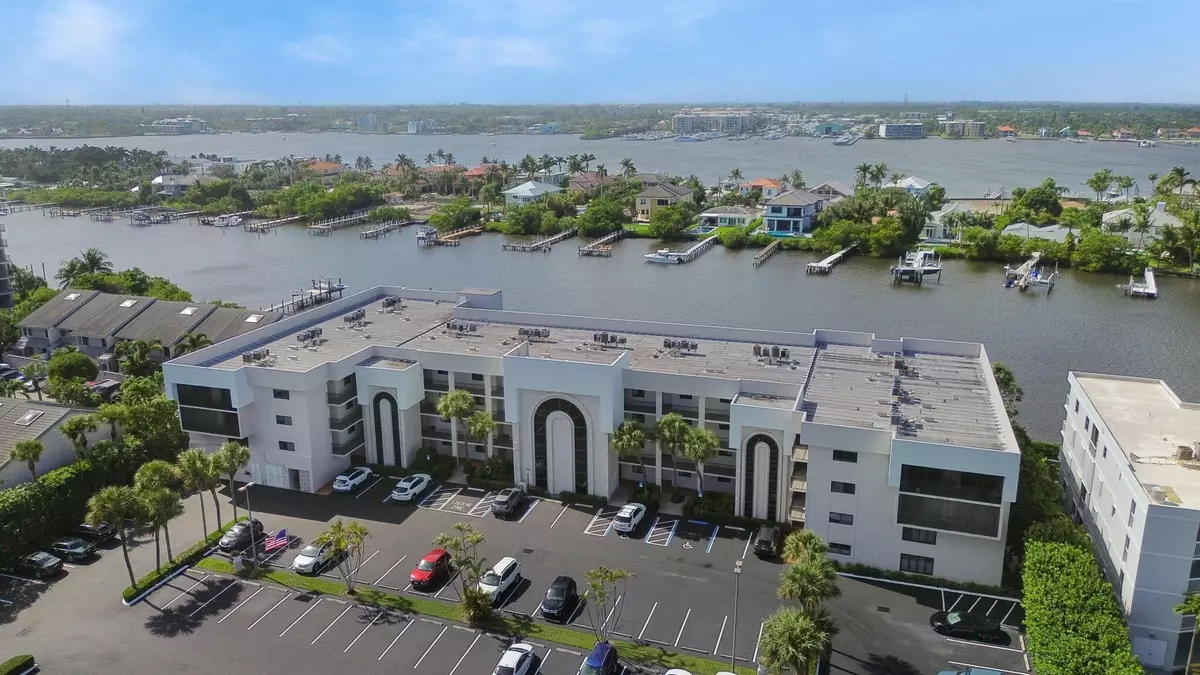 South Palm Beach, FL 33480,3525 S Ocean 107 BLVD 107