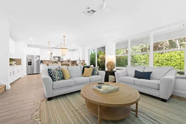 West Palm Beach, FL 33413,6819 Pointe Of Woods DR