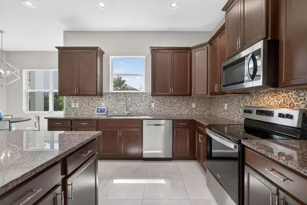 Westlake, FL 33470,5337 Macoon WAY