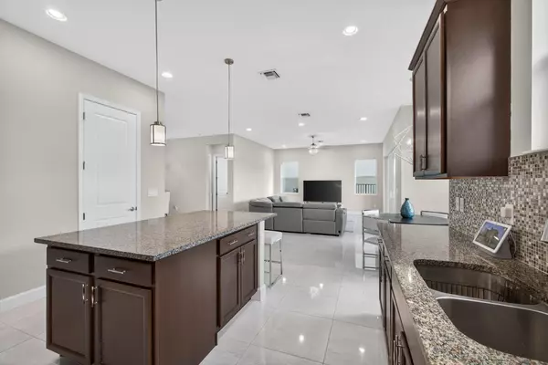 Westlake, FL 33470,5337 Macoon WAY