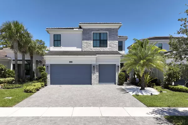 13162 Artisan CIR, Palm Beach Gardens, FL 33418
