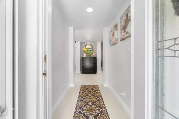 Highland Beach, FL 33487,1138 Russell DR