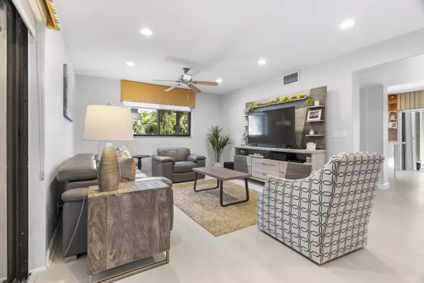 Highland Beach, FL 33487,1138 Russell DR
