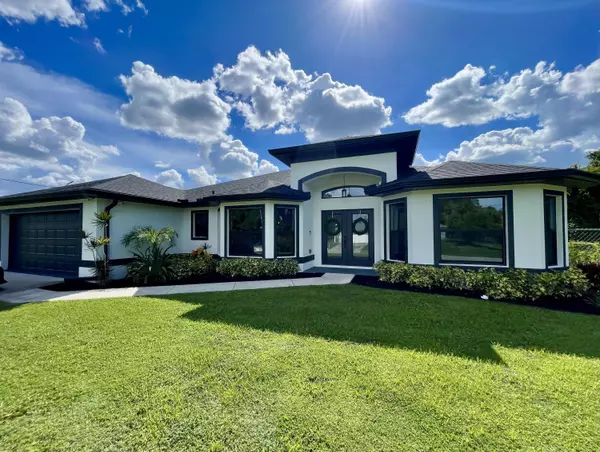 Lehigh Acres, FL 33972,419 Edison AVE