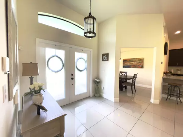 Lehigh Acres, FL 33972,419 Edison AVE