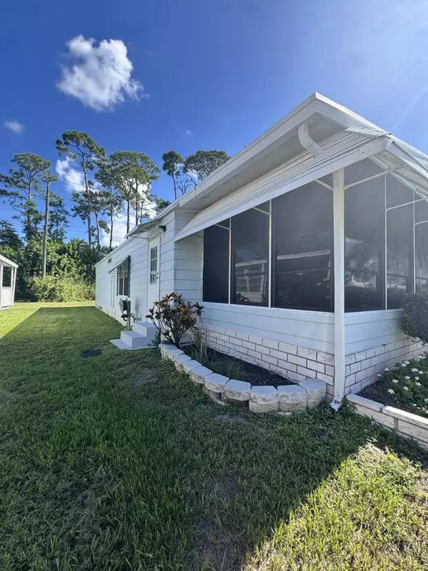 Fort Pierce, FL 34951,19 La Puerta Del Norte