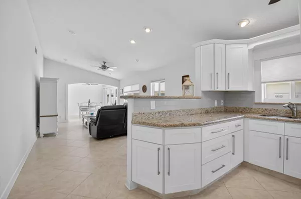 Boca Raton, FL 33496,8871 Sunscape LN