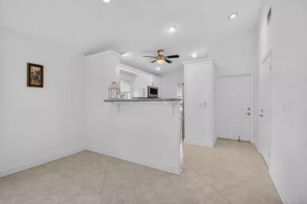 Boca Raton, FL 33496,8871 Sunscape LN