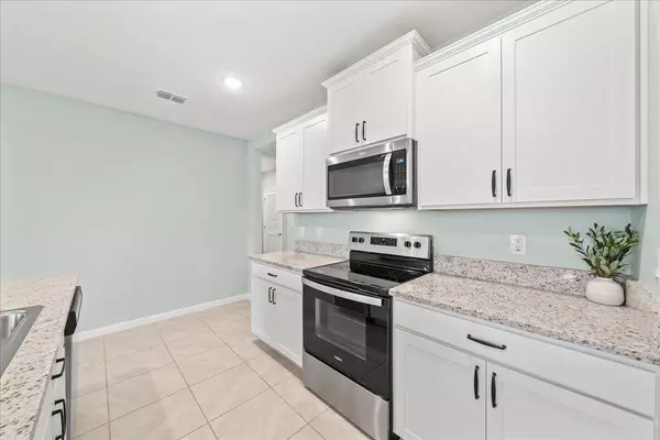 Grant Valkaria, FL 32949,7202 Tigereye WAY