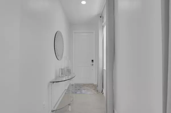 Deerfield Beach, FL 33064,1080 Veleiros BLVD