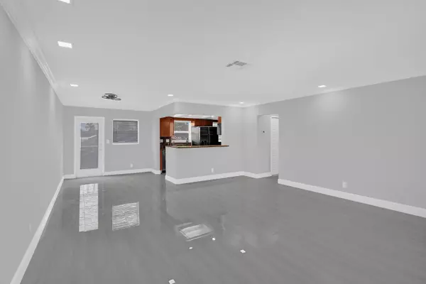 Lighthouse Point, FL 33064,2755 NE 28th AVE F2