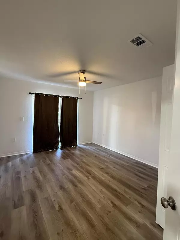 Bunnell, FL 32110,4600 E Moody BLVD 9b