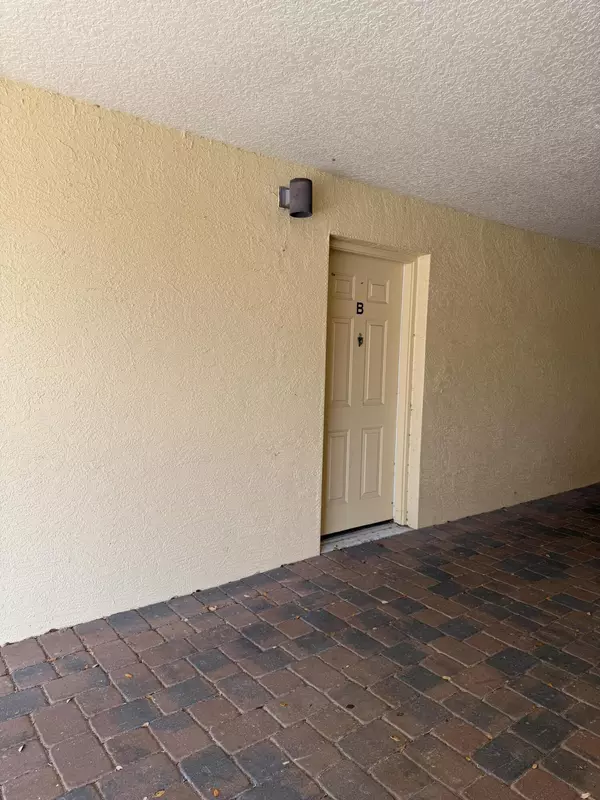 Bunnell, FL 32110,4600 E Moody BLVD 9b