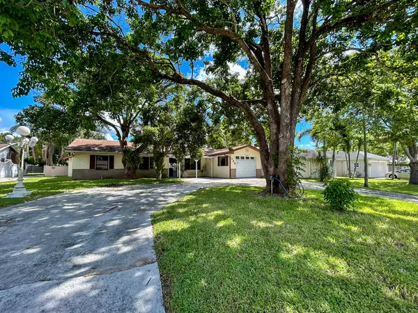 Port Saint Lucie, FL 34983,325 NW Rebecca AVE