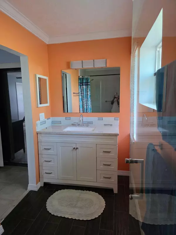 Port Saint Lucie, FL 34983,519 NW Marion AVE A