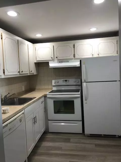 Boca Raton, FL 33434,148 N Preston D DR 148