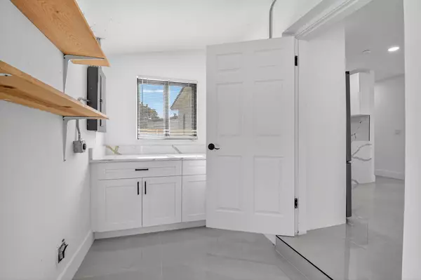 Boynton Beach, FL 33435,534 W Martin Luther King Jr BLVD