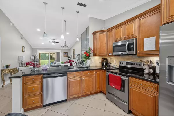 West Palm Beach, FL 33417,4919 Sable Pine CIR C
