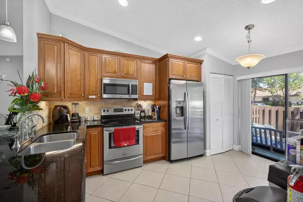 West Palm Beach, FL 33417,4919 Sable Pine CIR C