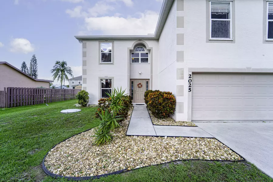 2025 SW Capeador ST, Port Saint Lucie, FL 34953