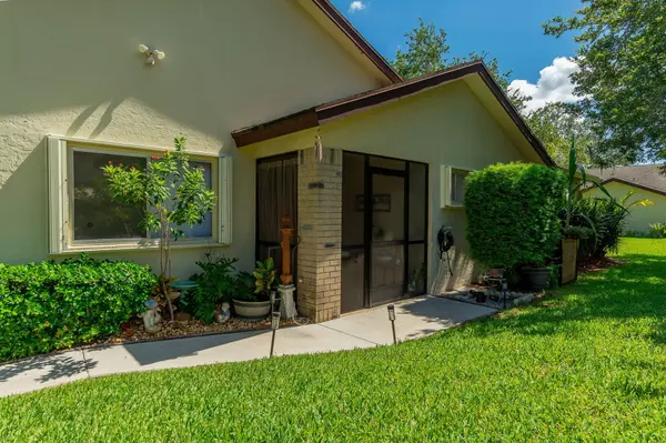 Royal Palm Beach, FL 33411,115 Ramblewood CIR