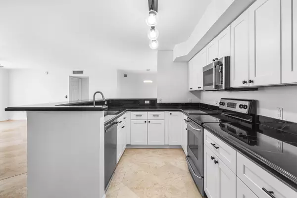 Highland Beach, FL 33487,3594 S Ocean BLVD 703