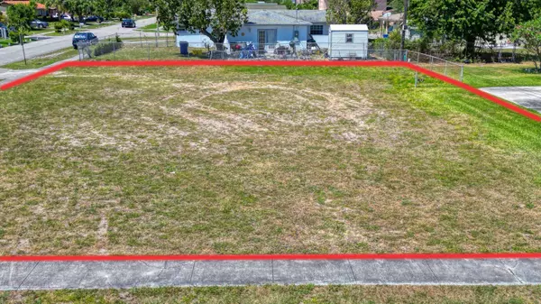 Riviera Beach, FL 33404,398 W 23rd ST