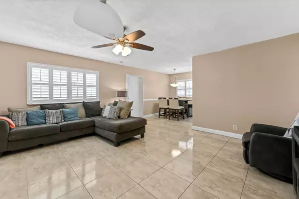 Delray Beach, FL 33446,380 Monaco H