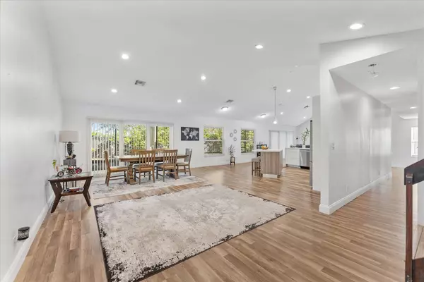 Coconut Creek, FL 33073,5185 NW 52nd ST