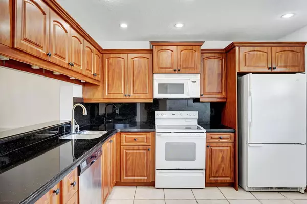 Boca Raton, FL 33433,6372 Boca CIR
