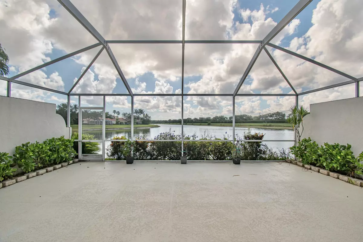 West Palm Beach, FL 33411,2100 Tigris DR