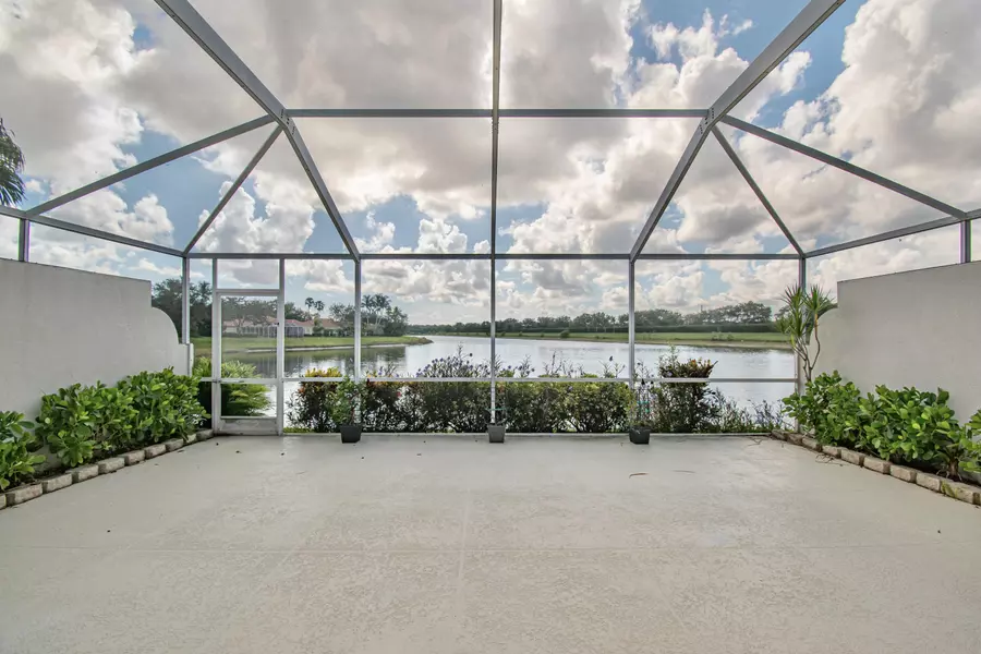 2100 Tigris DR, West Palm Beach, FL 33411