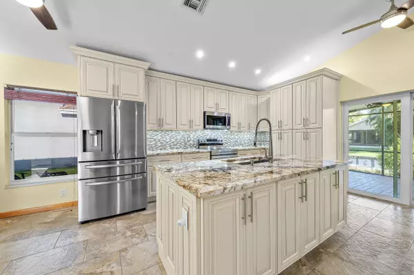 Delray Beach, FL 33445,1930 NW 10th ST