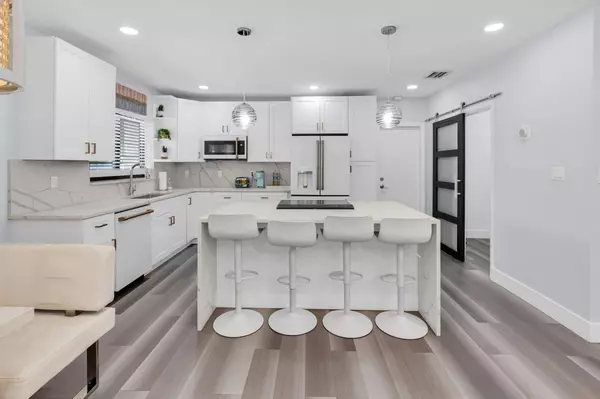 Delray Beach, FL 33445,351 Homewood BLVD