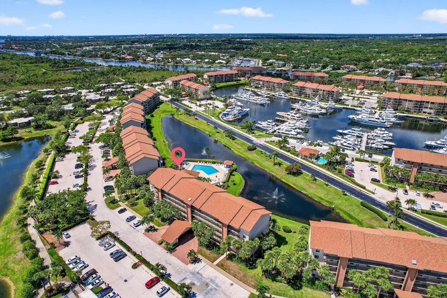 601 Seafarer CIR 201, Jupiter, FL 33477