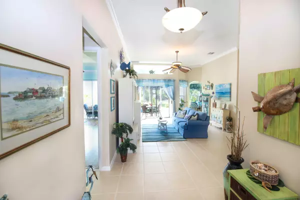 Port Saint Lucie, FL 34986,471 NW Blue Lake DR