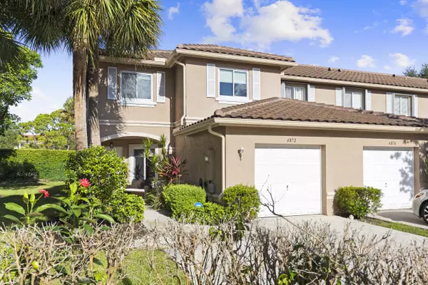 Lake Worth, FL 33463,4872 Pinemore LN