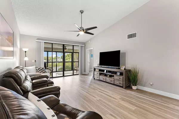 Delray Beach, FL 33446,7320 Clunie PL 13905