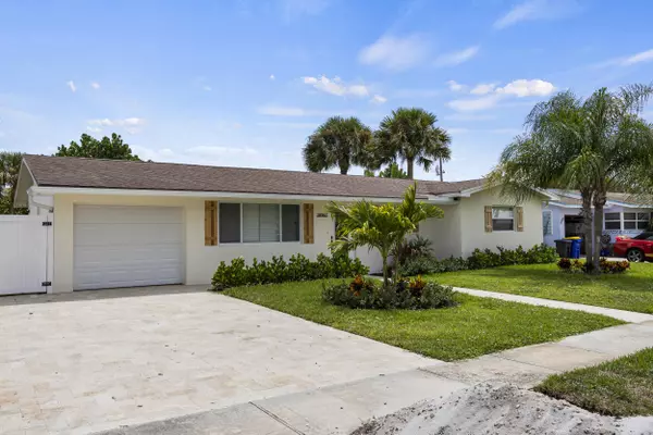 Tequesta, FL 33469,18965 SE Southgate DR