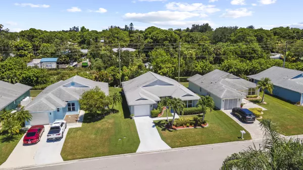 Fort Pierce, FL 34982,5906 Travelers WAY