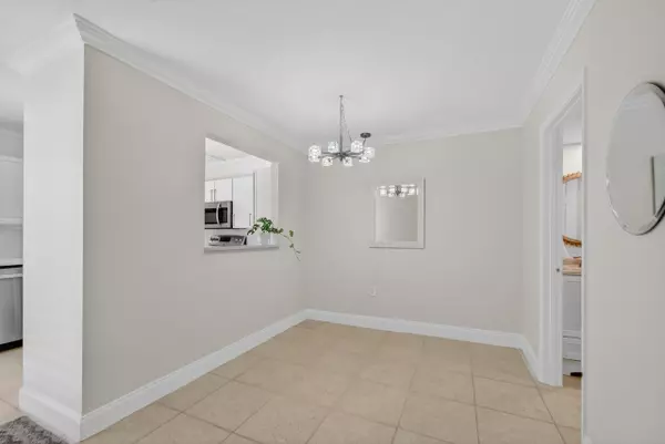 Tequesta, FL 33469,3900 County Line RD 11d
